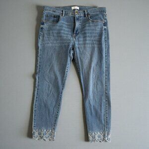 ANN TAYLOR LOFT Embroidered Skinny Crop Soft jeans Size 12 / 31
